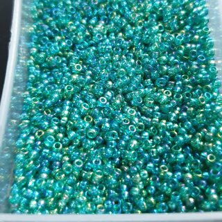295 Miyuki #15 Rocaille translucent rainbow emerald green 5 гр