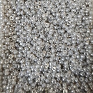 526 Miyuki #15 Rocaille полупрозрачный glazed luster silver grey 5 гр